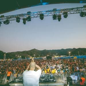 Maadraassoo @ xl xtralrge